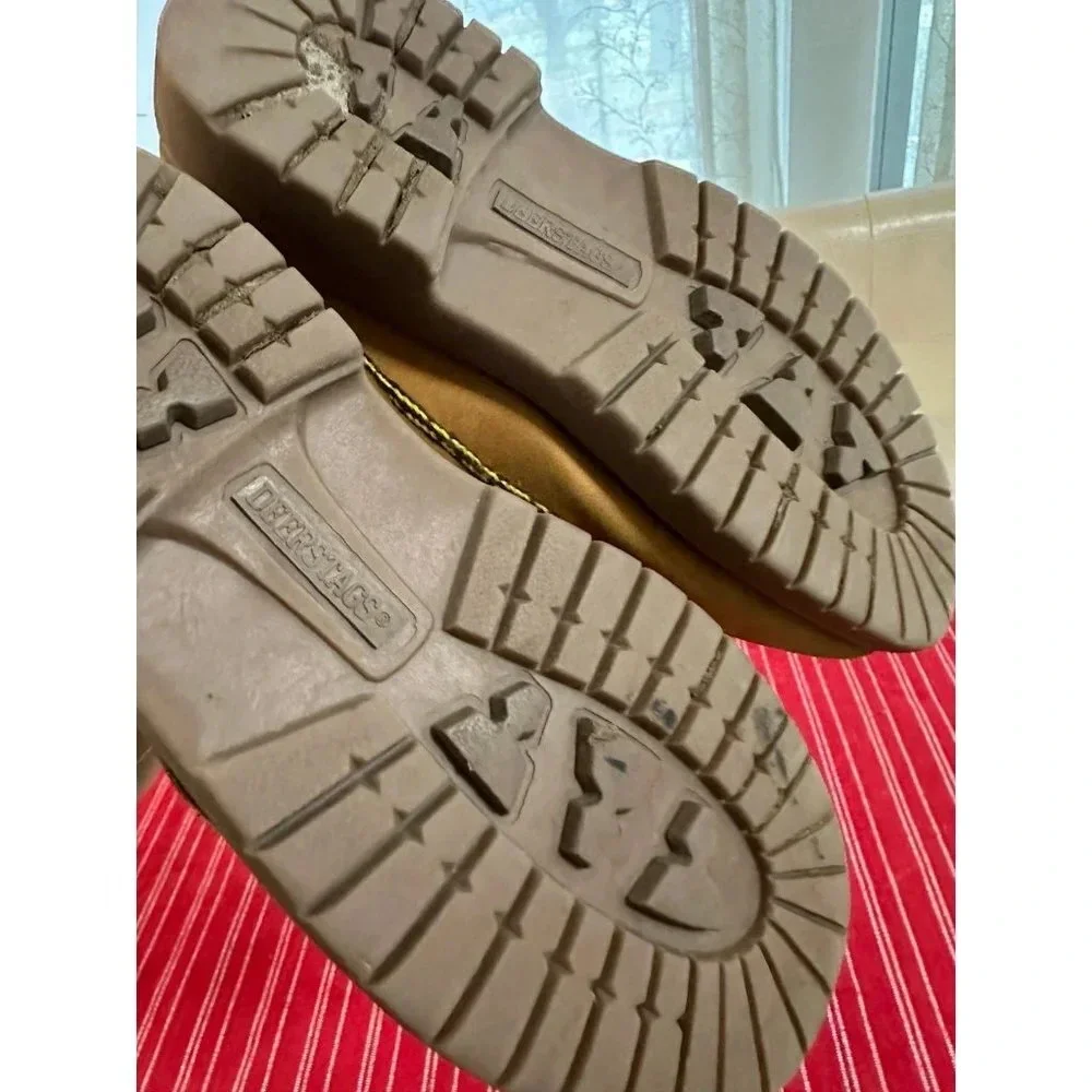 Kids size 3M Boots